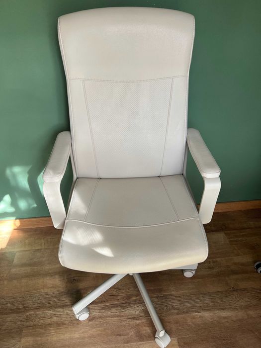 Cadeira de Escritório IKEA Millberget – Impecável – 80€