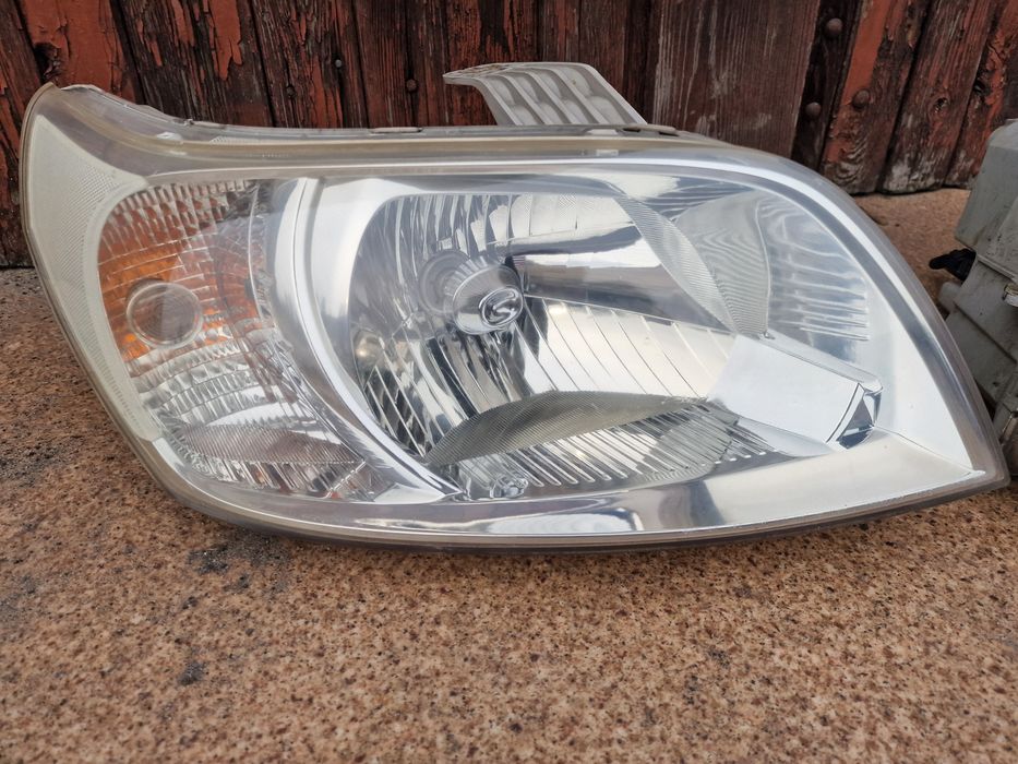 Lampy przód chevrolet t250 aveo lift europa komplet