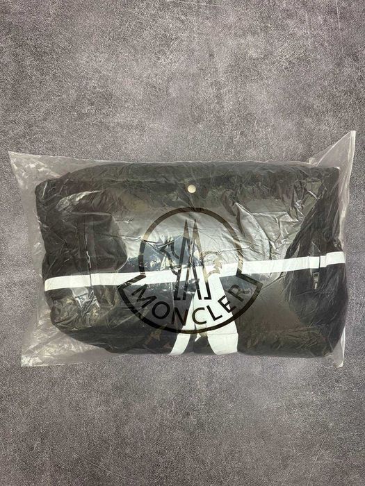 Valentino x Moncler Puffer Jacket Black White