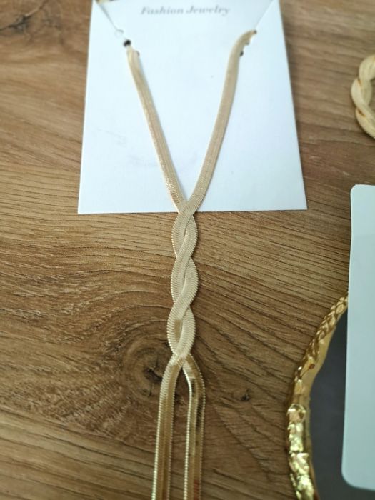Zestaw biżuterii na prezent złoty gruby długi elegancki naszyjnik kolc
