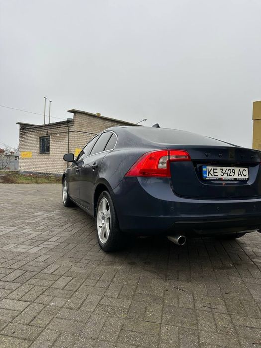 Volvo S60 2013 року