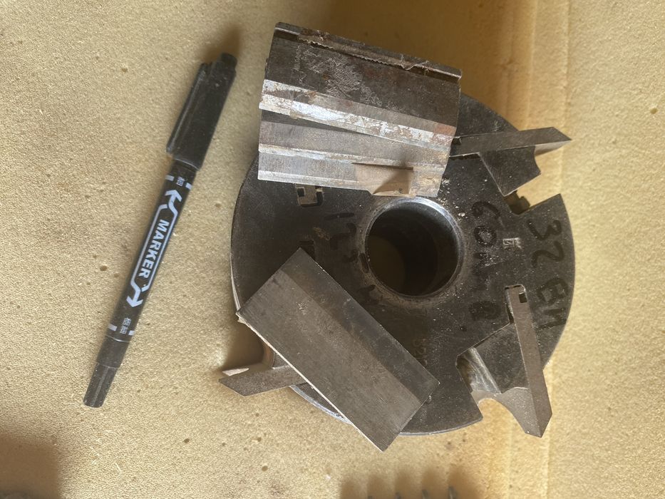 Фрезы по дереву