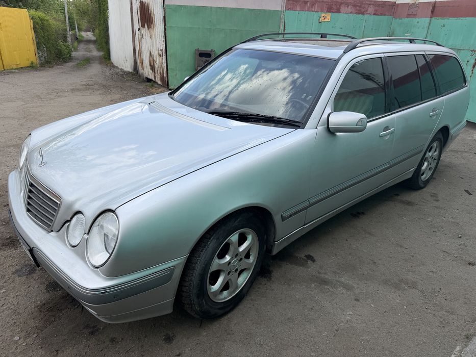 Mercedes-Benz W210 E320 3.2CDI