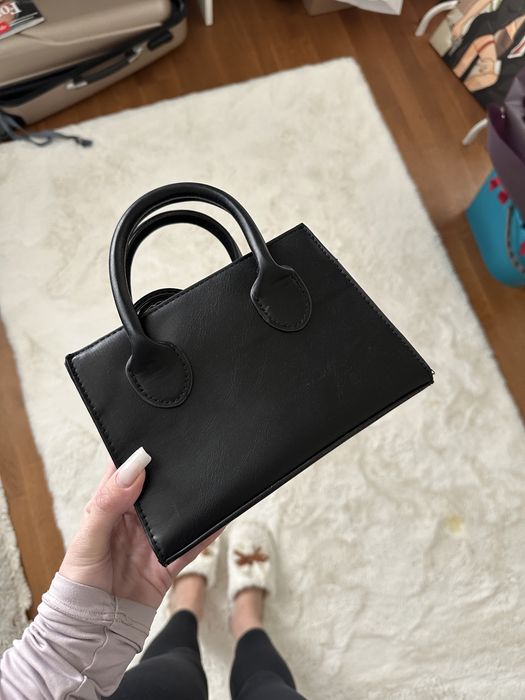 Чорна сумочка маленька