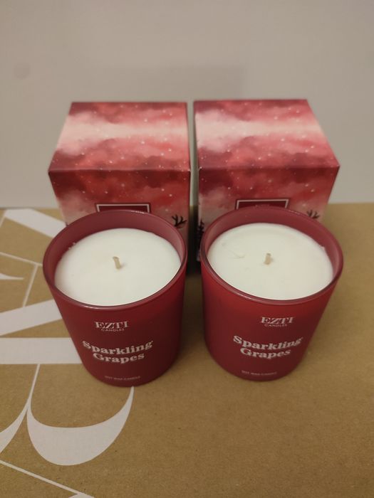 2 świece sojowe, zapachowe Ezti Candles Sparkling Grapes 180g