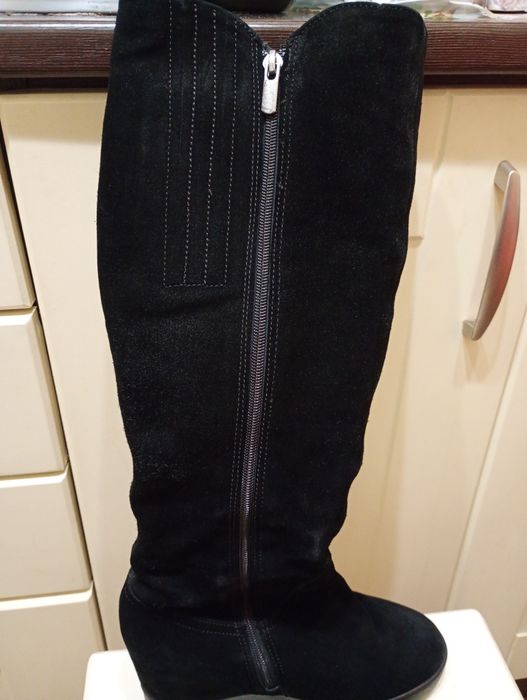 Чоботи зимові з натуральної замші