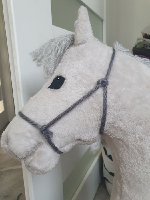 Halter hobby horse