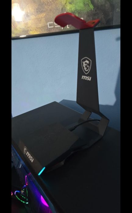 MSI Immerse HS01 Combo Suporte headphones com Carregador sem Fios
