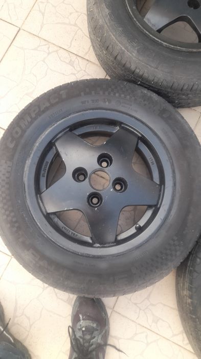 Vendo 4 jantes usadas para o mistubishi colt