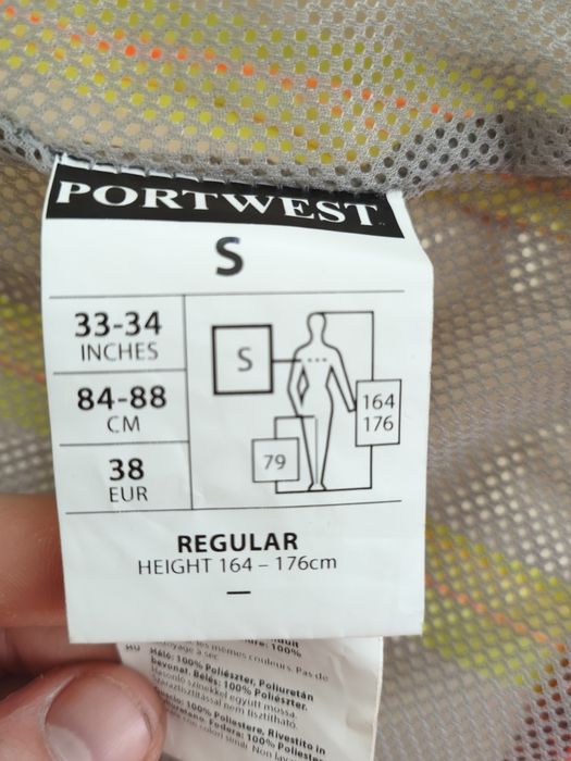 світловідбивальна куртка підвищеної видимості від бренду Portwest
