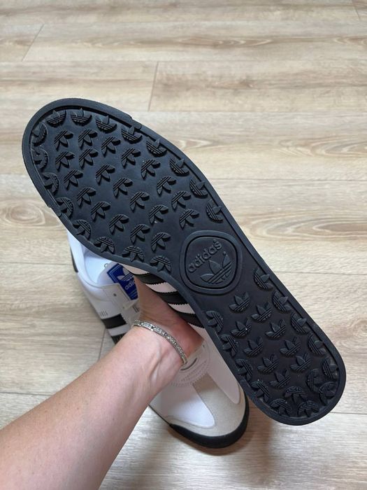 Кросівки/кеди  оригінал Adidas samoa розмір 48