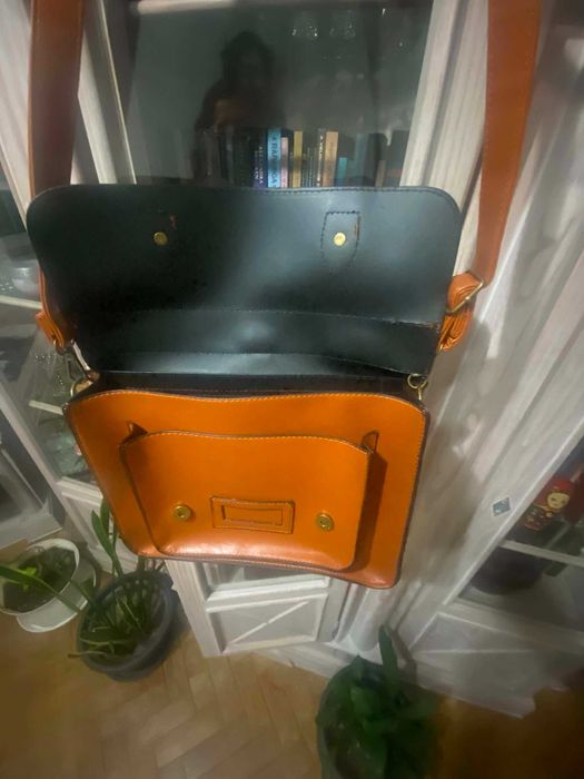 Mala e Mochila Camel estilo vintage/satchel - Nova