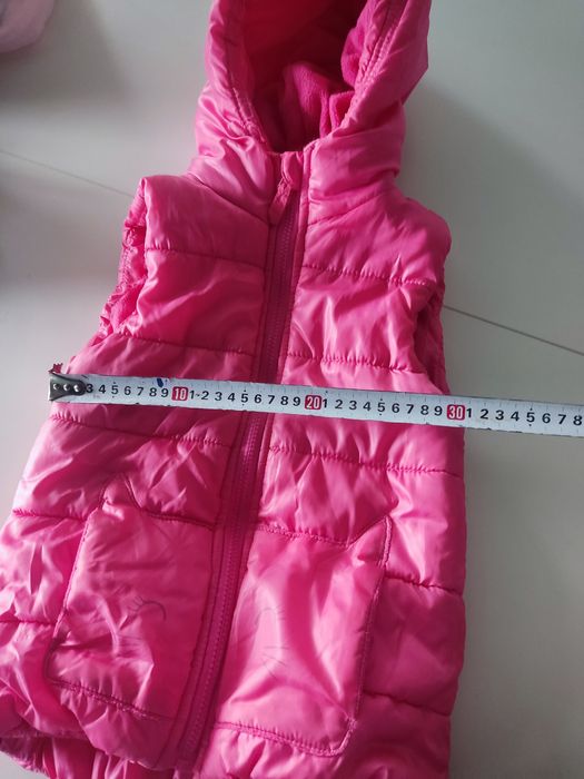 Bezrękawnik dla dziewczynki 122/128