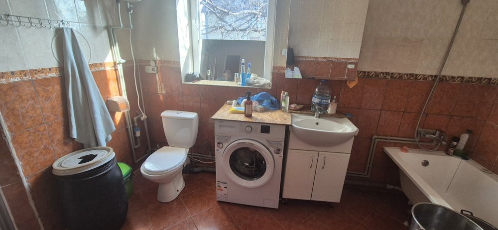 Продам будинок в р-ні дит. садочка "Берізка"