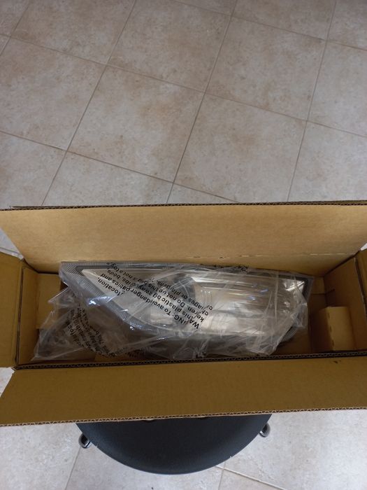 Ford Mondeo IV 2007_2015 Farol de nevoeiro