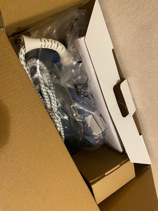 Ferro de engomar a vapor  Rowenta effective 2400W novo