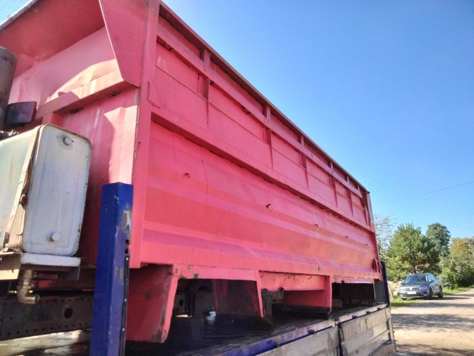 Самосвальне кузово