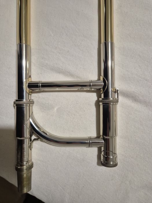 Trombone Baixo Courtois AC551