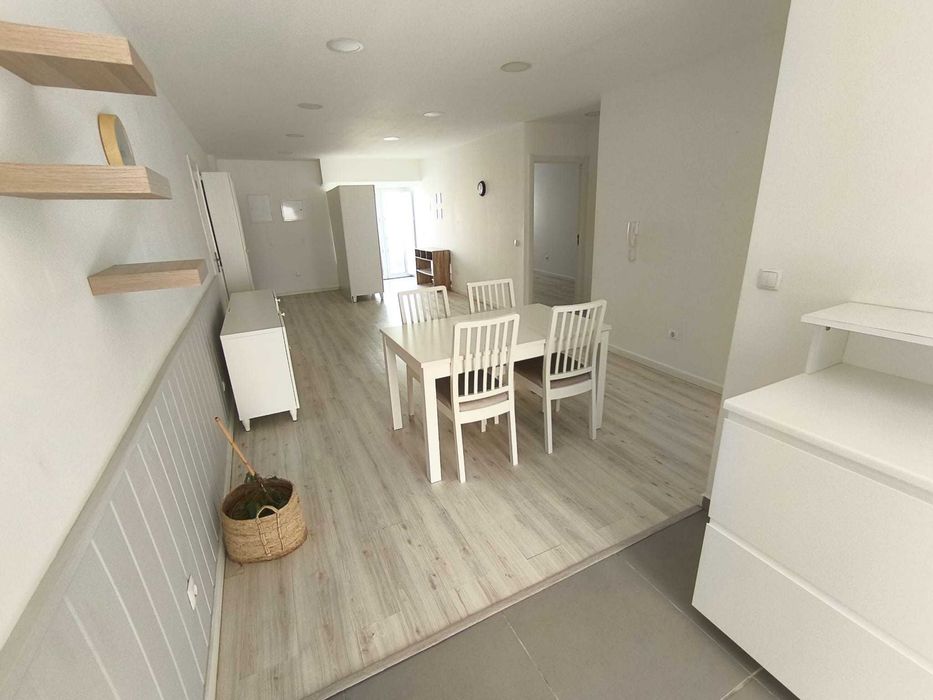 Arrenda-se apartamento T2 no centro histórico em setúbal