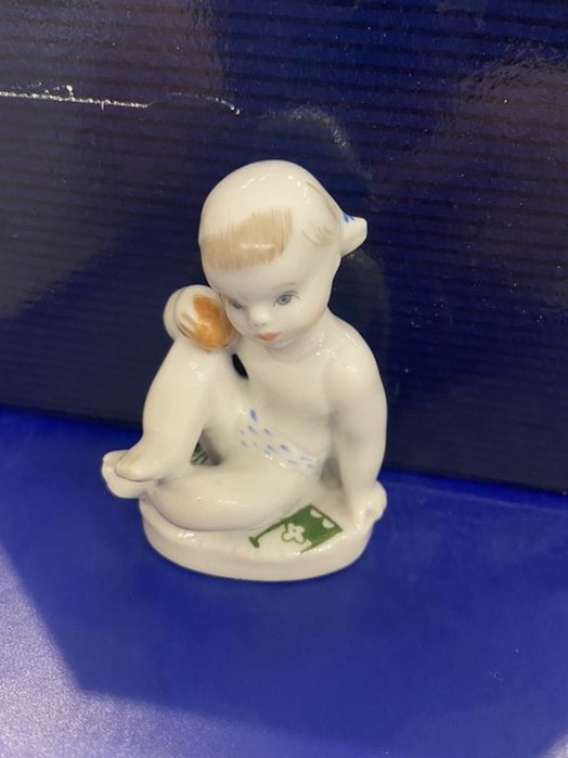 Девочки с мячиком, ЛФЗ.