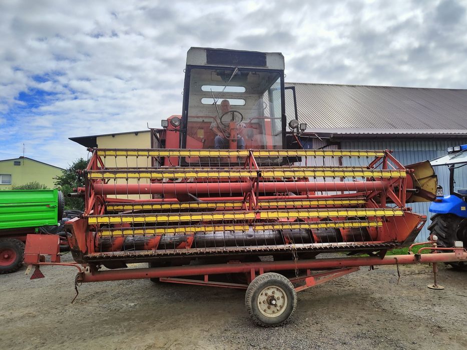 Kombajn Bizon Z056 Super