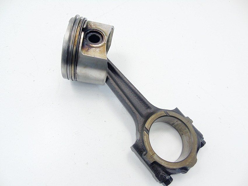 Tłok Korbowód Std A 1.2 8V Punto 2 Panda Palio Ypsilon 46472075 B737