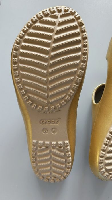 Klapki Crocs Cadee
