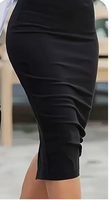 Юбка олівець нова