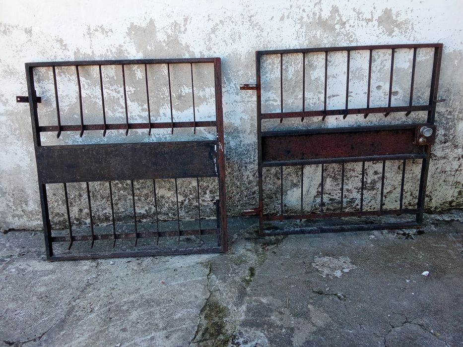 Portão em ferro em muito bom estado