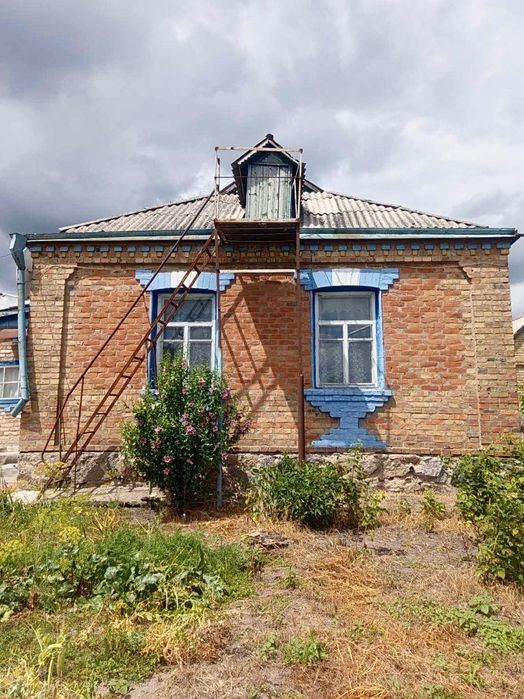 Цегляний будинок 69,6 м² + 8,34 сотки | Газ | Гараж | Літня кухня | Кагарлик