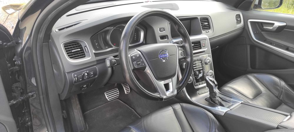 Volvo V60 2014 Plug-in