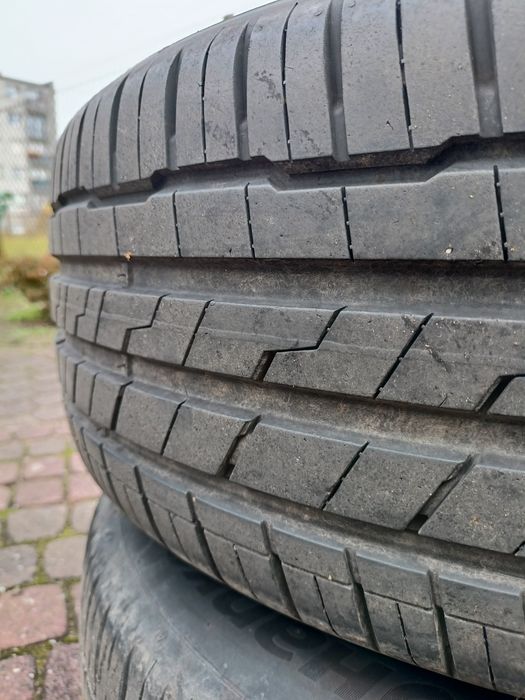 Komplet oryginalnych kół AUDI  235/60/r18