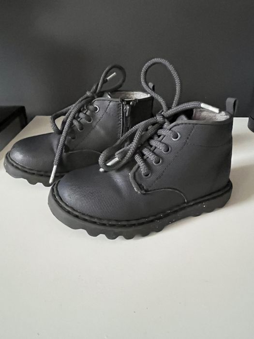 Buty trzewiki Zara r.22 czarne