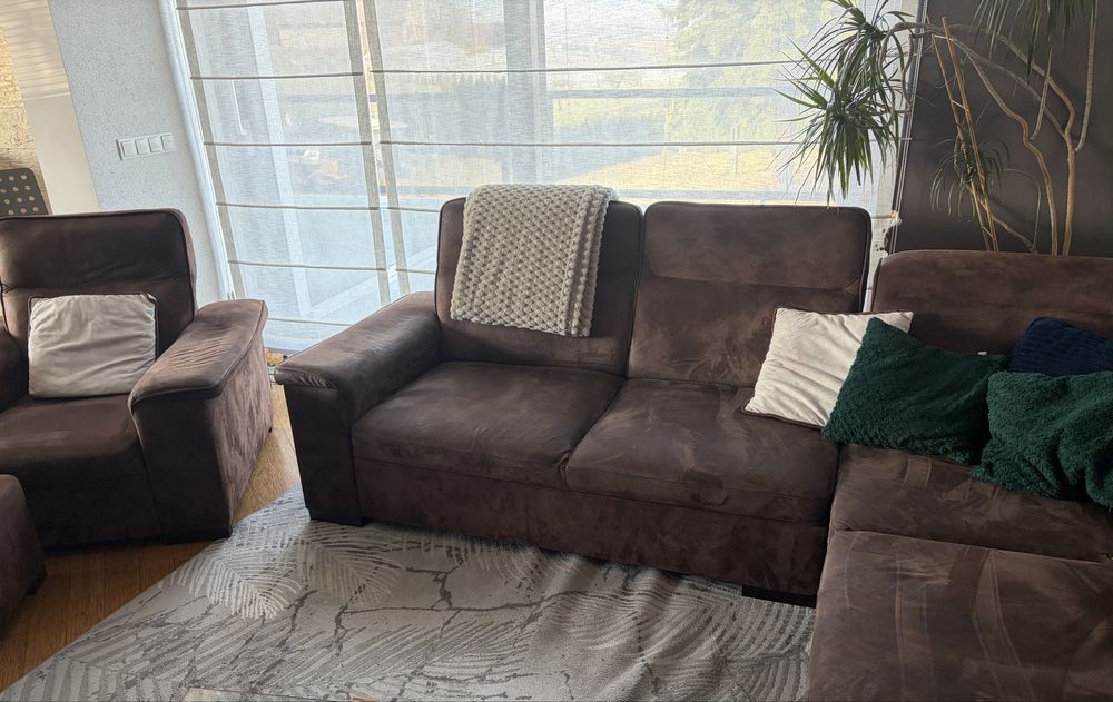 Komplet narożnik, fotel, 2 pufy