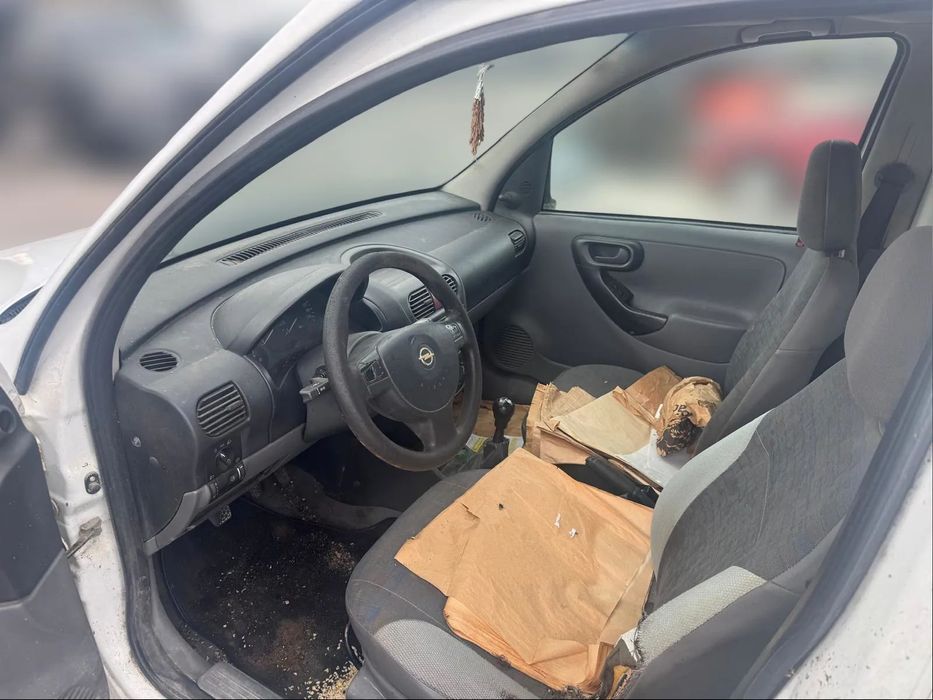 Opel Combo 1.7 DI 16V Van de 2002 para peças