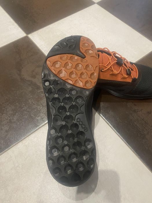 Продам кросівки ecco biom,розмір 43.Стан нових.