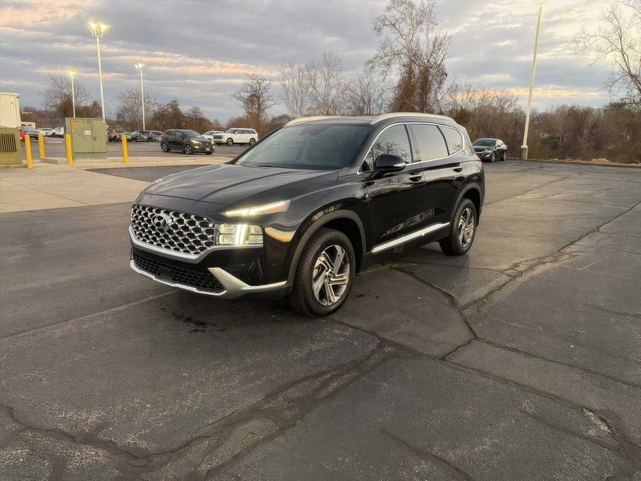 Hyundai Santa Fe Limited      2021