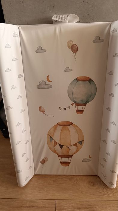 Przewijak dla niemowlaka