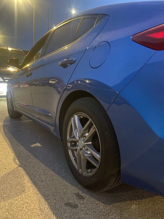 Hyundai elantra 2016