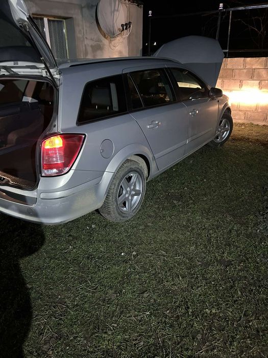 Продам машину Опель Астра