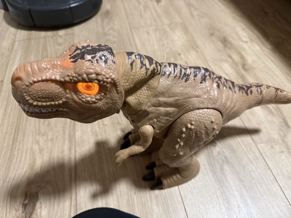 Dinozaur interaktwny  rex polecam !