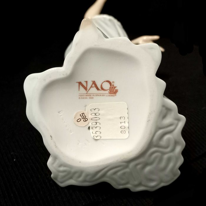 Статуэтка NAO Lladro, высота 30 см