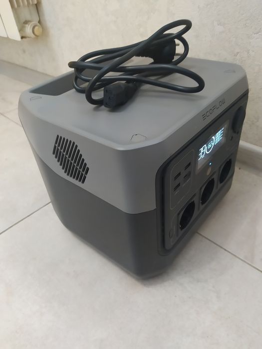 Зарядна станція ecoflow river 2 pro