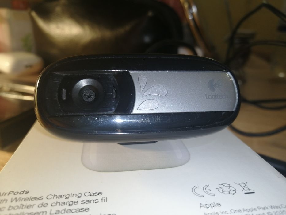 Продам веб камеру