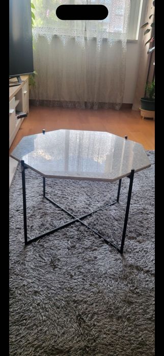 Mesa de centro em pedra mármore