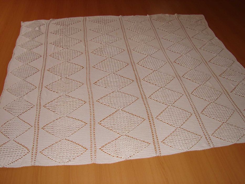 Colcha de Renda Vintage - Feita à mão