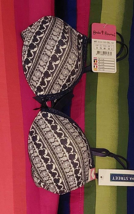 Бюстгалтер м'який 70В Boobs bloomers синій білий