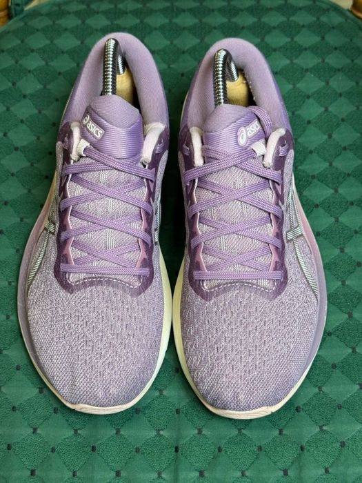 Оригінальні жіночі бігові кросівки “Asics Gel-Puls 13”