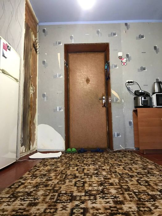 Продам малосимейку від власника!!! Район Автопарк.