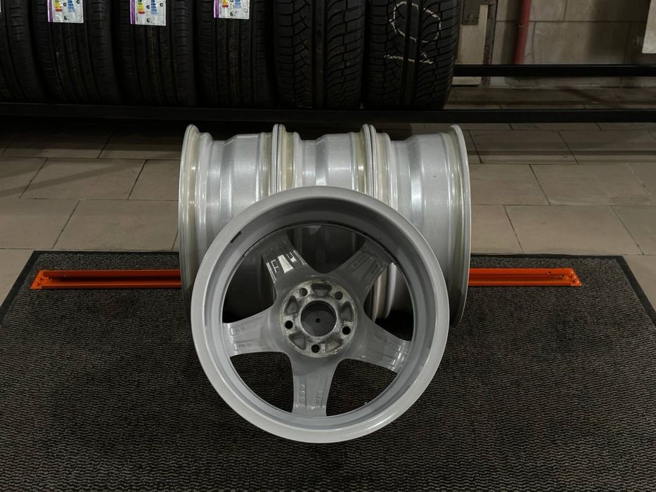 5x112 R16 Диски з Німеччини Volkswagen Skoda Audi Mercedes ET35 OZ